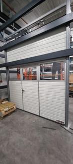 Showroom overheaddeur met loopdeur van het merk Hormann, Ophalen, 120 cm of meer, 215 cm of meer, Garagedeur