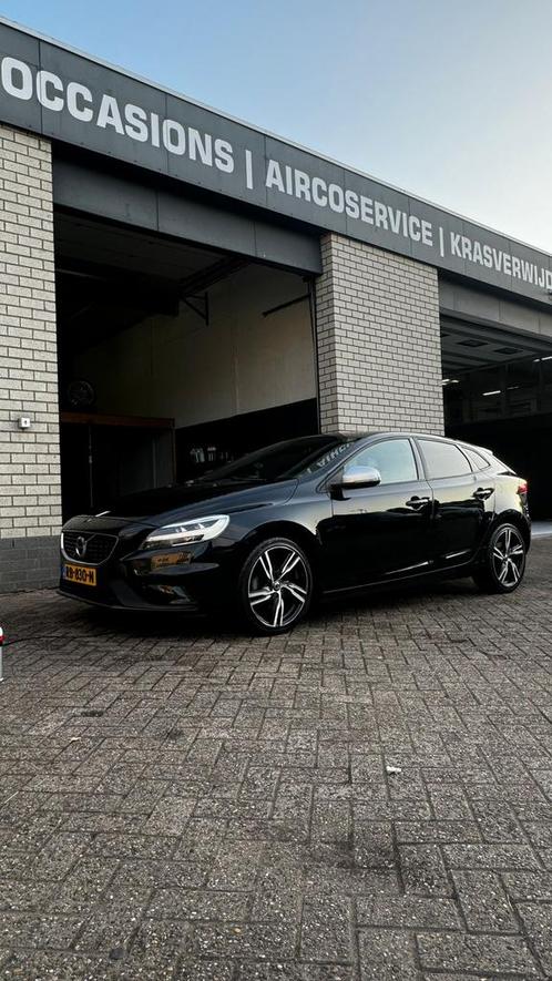 Volvo V40 2.0 D2 R-Design 190pk 2017 Zwart, Auto's, Volvo, Particulier, V40, ABS, Adaptieve lichten, Adaptive Cruise Control, Airbags