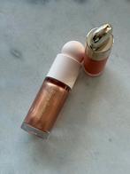 Rare Beauty Positive Light Liquid Luminizer, Gehele gezicht, Ophalen of Verzenden, Zo goed als nieuw, Make-up