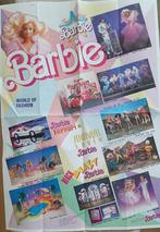 Vintage Barbie Poster uit 1988 + sticker, Verzamelen, Poppen, Fashion Doll, Ophalen of Verzenden, Zo goed als nieuw
