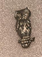 Pin uil, Ophalen of Verzenden, Zo goed als nieuw, Dier of Natuur, Speldje of Pin
