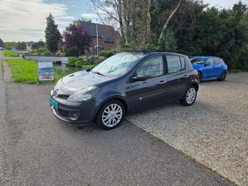 Renault Clio 1.2 TCE Dynamique S met panoramadak beschikbaar voor biedingen