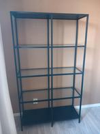 Te koop Ikea Vittsjö metalen stellingkasten zwart met glas, Ophalen, Zo goed als nieuw