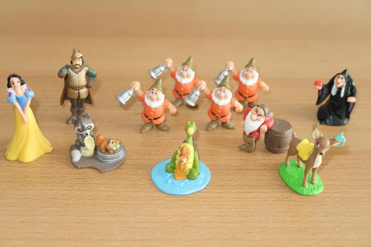 Sneeuwwitje en de 7 Dwergen Figuren AH / Disney taarttopper, Verzamelen, Disney, Zo goed als nieuw, Beeldje of Figuurtje, Sneeuwwitje of Doornroosje