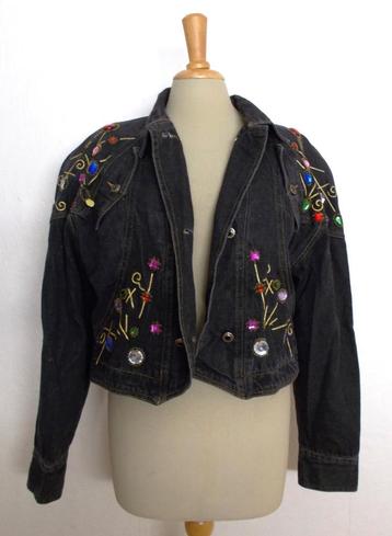Disco/80's look met stenen bewerkt spijkerjasje! L beschikbaar voor biedingen