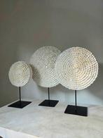 Ocean schelpen ornament op standaard 1 uit Bali, Huis en Inrichting, Woonaccessoires | Kransen, Ophalen of Verzenden, Tropical Home
