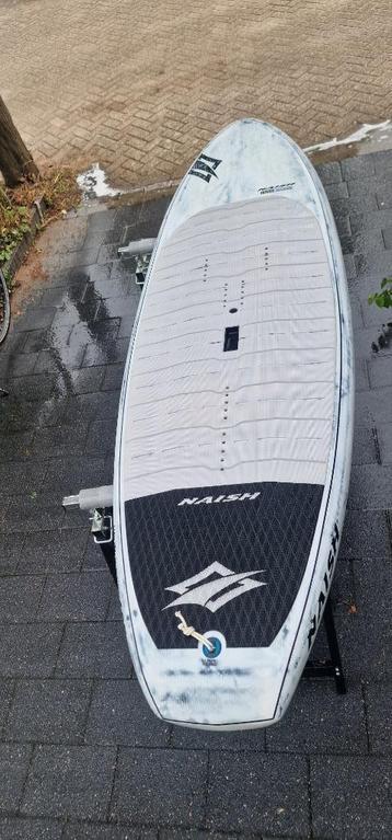 Naish Wingboard Hover DW Crossover 125 liter 2025 nieuwstaat beschikbaar voor biedingen