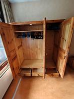 Twee houten kledingkasten te koop in Amsterdam, Ophalen, Gebruikt, 100 tot 150 cm, 200 cm of meer