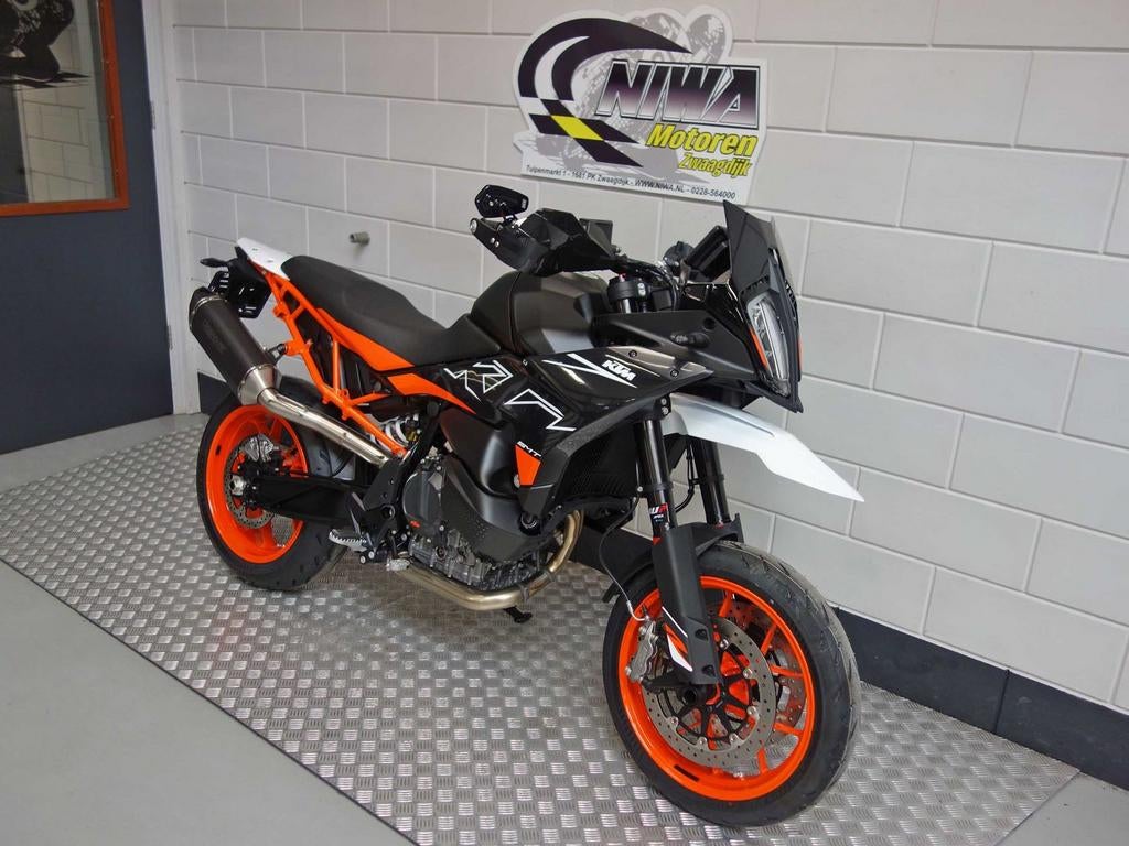KTM 890 SMT, 2 cilinders, KTM, Motorrijbewijs A, Onbekend