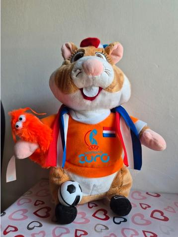 AH hamster. UEFA Women's EURO Switzerland 2025 beschikbaar voor biedingen