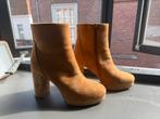 Beige hakken maat 40, Kleding | Dames, Ophalen of Verzenden, Zo goed als nieuw, Beige