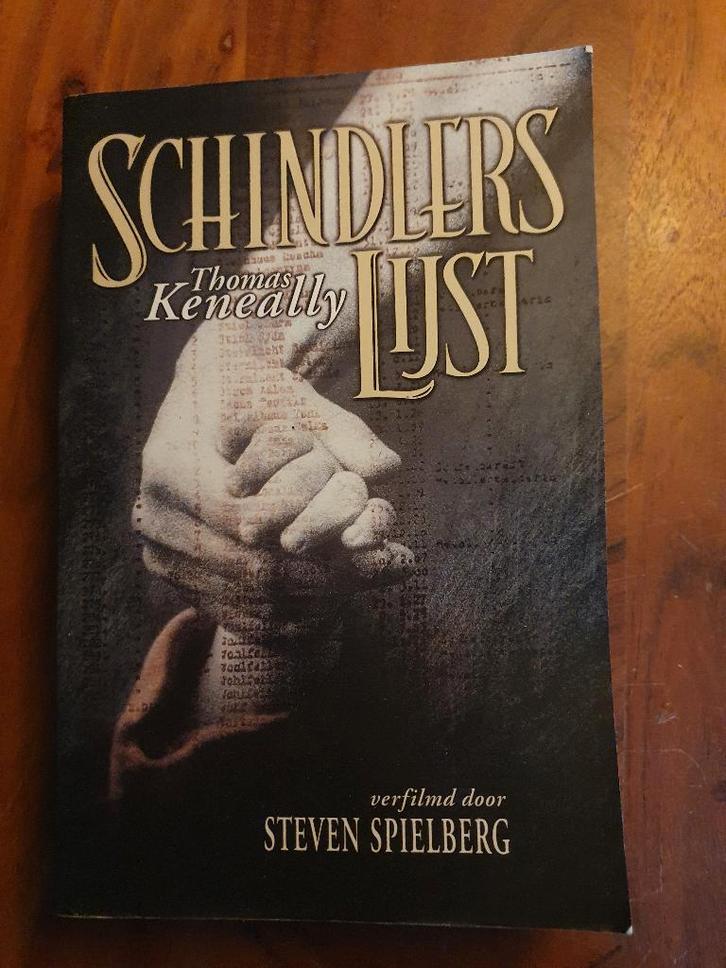 Schindlers lijst – Thomas Keneally | Oorlogsroman, Boeken, Romans, Zo goed als nieuw, Amerika, Ophalen of Verzenden