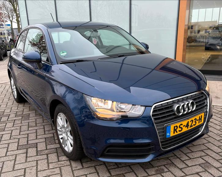 Audi A1, Auto's, Audi, Particulier, A1, Benzine, A, Hatchback, Handgeschakeld, Geïmporteerd, Blauw, Zwart, Voorwielaandrijving