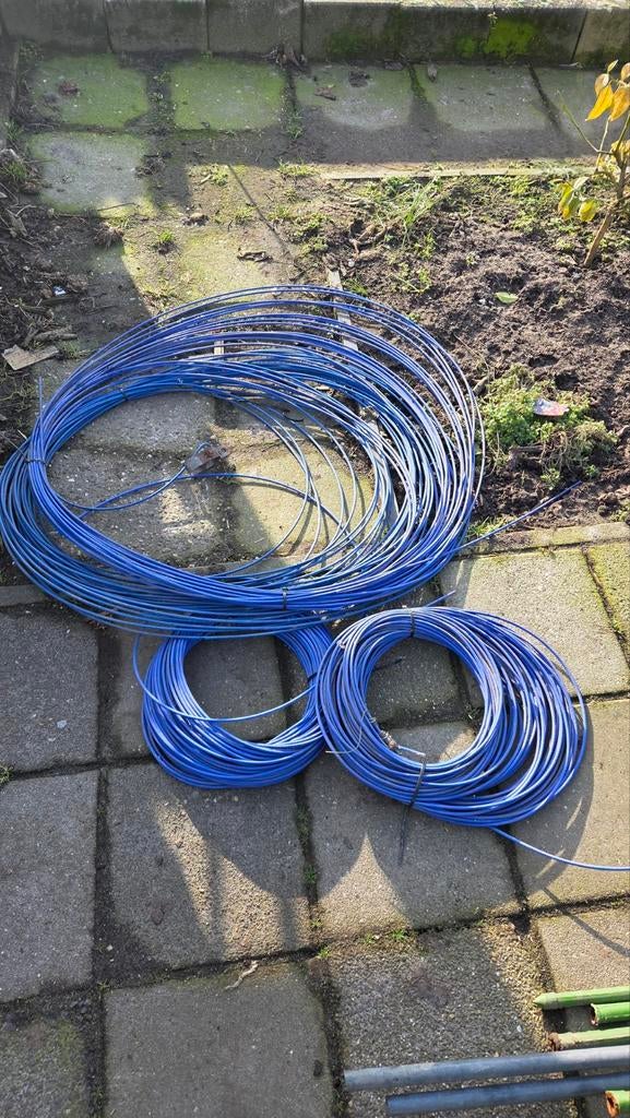 Staaldraad voor bomen te leien, Ophalen, Zo goed als nieuw, 20 meter of meer, Draad