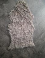 Nieuwe Kleed/Vacht - Mogelijk Echt Bont, Huis en Inrichting, Ophalen of Verzenden, Nieuw