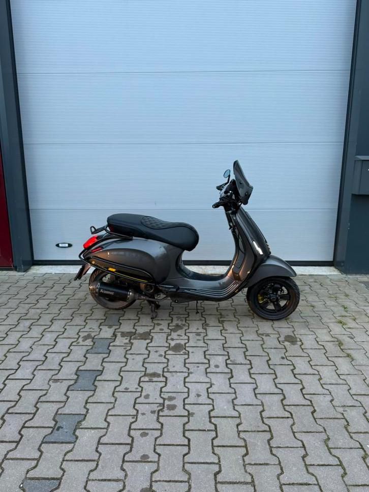 Vespa sprint 80cc 4t 2v | Full Malossi | Akrapovic | 2017, Fietsen en Brommers, Scooters | Vespa, Zo goed als nieuw, Benzine, Ophalen of Verzenden