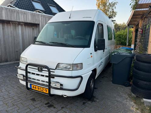 Possl bus camper Peugeot 1998 Wit, Auto's, Peugeot, Particulier, Boxer, Achteruitrijcamera, Dakrails, Radio, Schuifdeur, Trekhaak