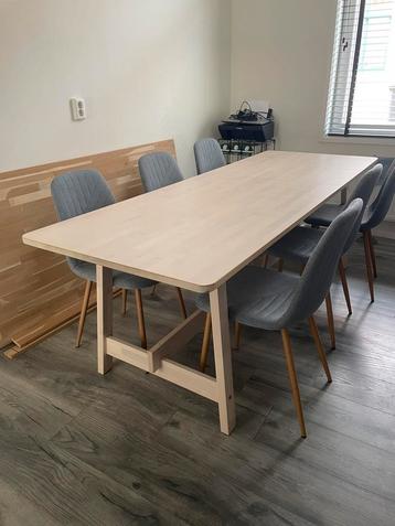 Mooie grote eettafel tafel Ikea hout SNEL OPHALEN! beschikbaar voor biedingen
