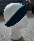 Donkerblauwe Haarband met Rood/Wit, Kleding | Dames, Hoeden en Petten, Ophalen of Verzenden, Nieuw, One size fits all, Hoed