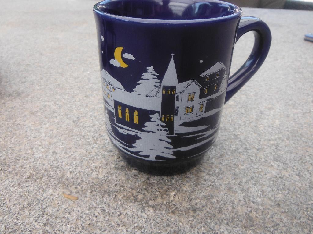 nieuwe Van Well Gluhwein of chocomelk beker / mok , 0,2 ltr, Huis en Inrichting, Verzenden, Nieuw, Overige stijlen, Kop(pen) en/of Schotel(s)