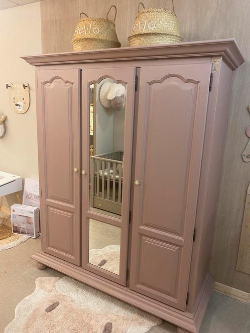Kledingkast •Meauve• by Juffrouw Keast, Kinderen en Baby's, Kinderkamer | Commodes en Kasten, Zo goed als nieuw, Ophalen