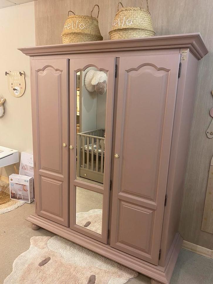 Kledingkast •Meauve• by Juffrouw Kwast, Kinderen en Baby's, Kinderkamer | Commodes en Kasten, Zo goed als nieuw, Ophalen