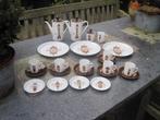 vintage klok thee en koffie servies, Antiek en Kunst, Ophalen