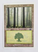 Forest V.4 Battle Royale MTG Near Mint, Hobby en Vrije tijd, Verzamelkaartspellen | Magic the Gathering, Ophalen of Verzenden