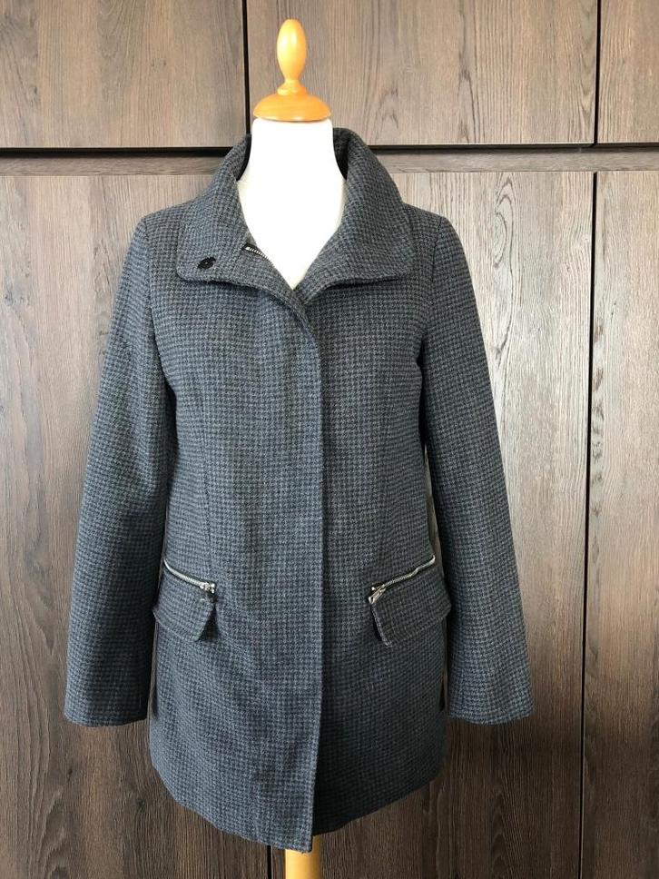 BERSHKA jas, maat S, Kleding | Dames, Jassen | Winter, Gedragen, Maat 36 (S), Grijs, Verzenden