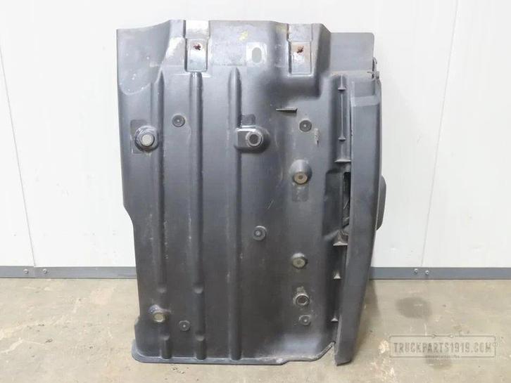 Scania 2298045 Spatbord voor Li., Auto-onderdelen, Vrachtwagen-onderdelen, Scania, Carrosserie en Plaatwerk, Gebruikt, Ophalen