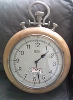 Riviera Maison wandklok hout/metaal vorm zakhorloge, Ophalen of Verzenden, Gebruikt, Wandklok