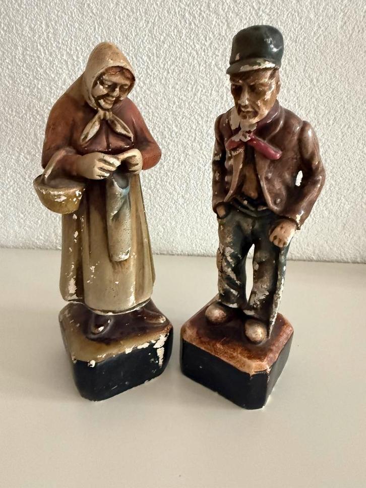2 beeldjes: Boeren echtpaar, Verzamelen, Beelden en Beeldjes, Gebruikt, Mens, Ophalen of Verzenden