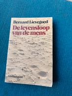 De levensloop van de mens - Bernard Lievegoed, Boeken, Ophalen of Verzenden, Gelezen, Bernard Lievegoed