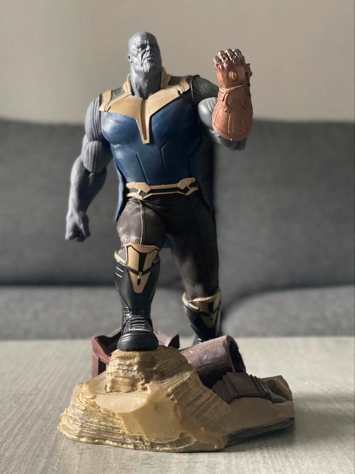 Thanos Beeld, Verzamelen, Beelden en Beeldjes, Zo goed als nieuw, Ophalen of Verzenden