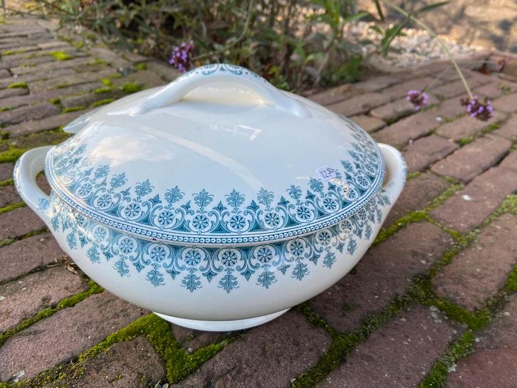 Mooie dekschaal terrine Societe Ceramique Maestricht petrol, Antiek en Kunst, Antiek | Schalen, Ophalen of Verzenden