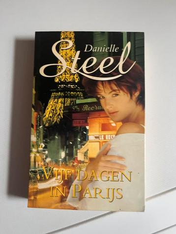 Daniëlle Steel - Vijf dagen in Parijs . beschikbaar voor biedingen