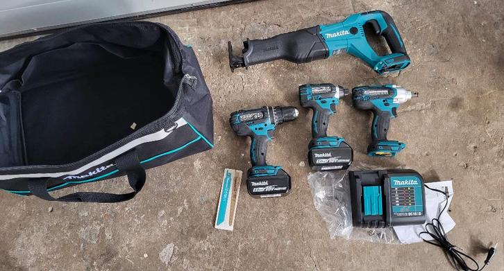 Makita gereedschap set slagschroevendraaier, reciprozaag, Doe-het-zelf en Verbouw, Gereedschap | Handgereedschap, Nieuw, Ophalen of Verzenden