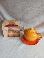Alex Meijer en Co, tea for one, Huis en Inrichting, Keramiek, Ophalen of Verzenden, Zo goed als nieuw, Effen
