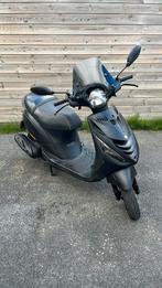 Piaggio zip brom, Fietsen en Brommers, Scooters | Piaggio, Maximaal 45 km/u, Zip, Ophalen of Verzenden, Zo goed als nieuw