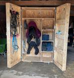 Zadelkast, praktisch en stevig., Dieren en Toebehoren, Ophalen, Zo goed als nieuw, Overige soorten