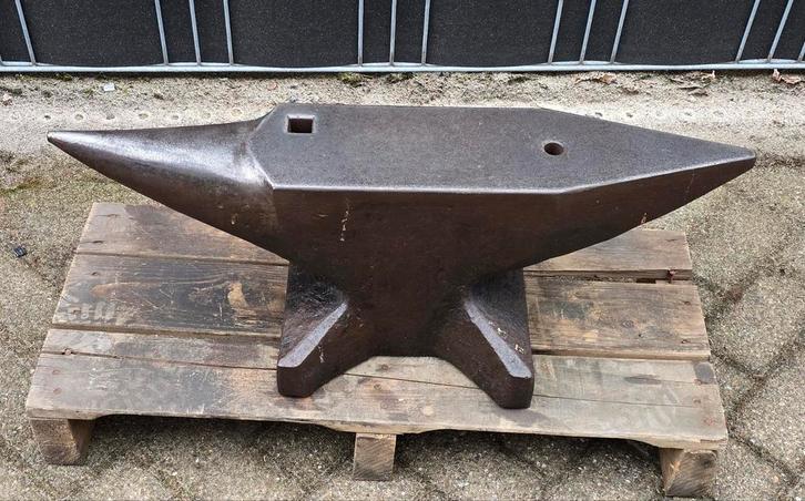 Antiek Aambeeld, Vintage söding & halbach, anvill, amboss, Doe-het-zelf en Verbouw, Gereedschap | Handgereedschap, Ophalen