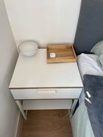 Side table, Ophalen, Zo goed als nieuw, Hout