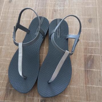 Nieuwe Ipanema slippers / sandalen maat 36 beschikbaar voor biedingen