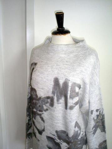 prachtige MONARI trui mt. 40 _ 42 beschikbaar voor biedingen