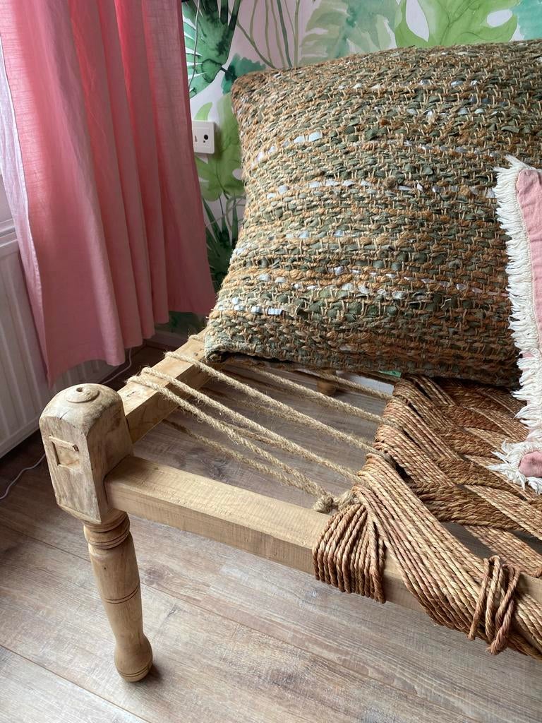 Uniek houten bed/bank met touw detail, Ophalen