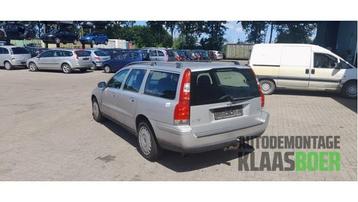 Achterlicht links van een Volvo V70 beschikbaar voor biedingen
