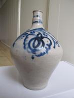 Antieke steengoed kruik met fraaie versiering, Antiek en Kunst, Antiek | Keramiek en Aardewerk, Verzenden