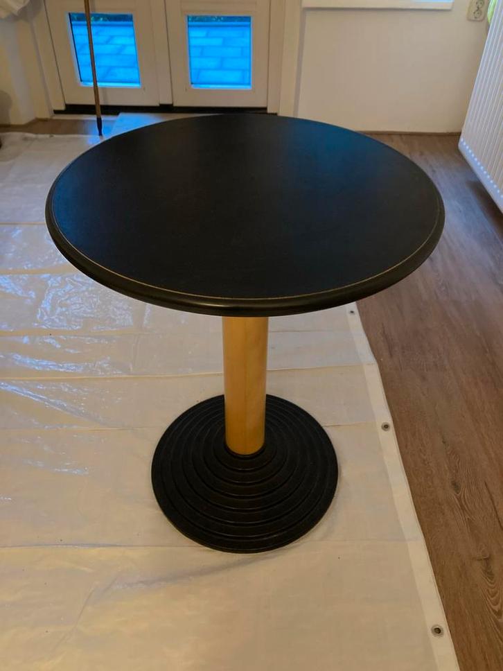 Ronde hoge tafel met metalen voeten dm 65cm, Huis en Inrichting, Tafels | Bijzettafels, Gebruikt, Rond, 60 cm of meer, 55 tot 75 cm