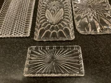Mooie vintage glazen cake/serveer schalen&schelpen borden beschikbaar voor biedingen