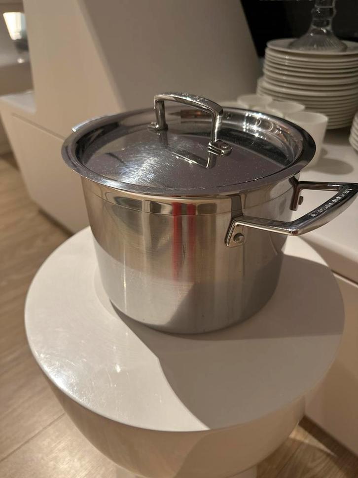 Le Creuset Pan - 17 cm hoog - Mooie Staat!, Huis en Inrichting, Keuken | Potten en Pannen, Gebruikt, Kookpan of Snelkookpan, Rvs